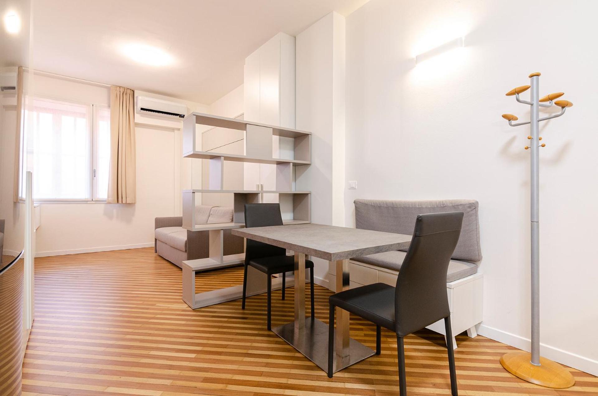 Ugo Bassi Lux Apartment بولونيا المظهر الخارجي الصورة